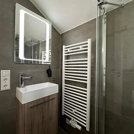 Zentral, Ruhig & Stilvoll Wohnen - Yuka Appartamento *