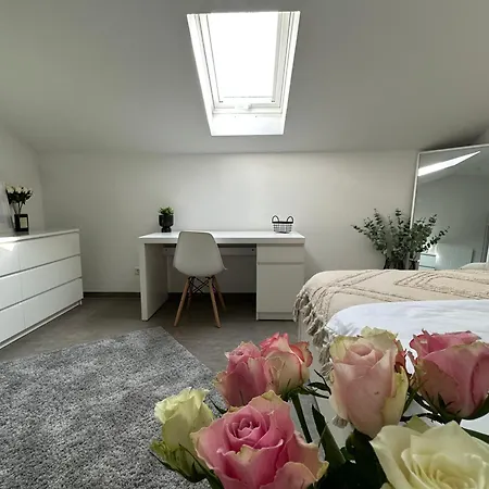 Zentral, Ruhig & Stilvoll Wohnen - Yuka *