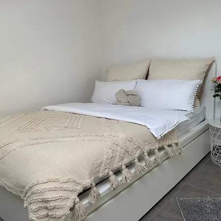 Zentral, Ruhig & Stilvoll Wohnen - Yuka Appartamento *